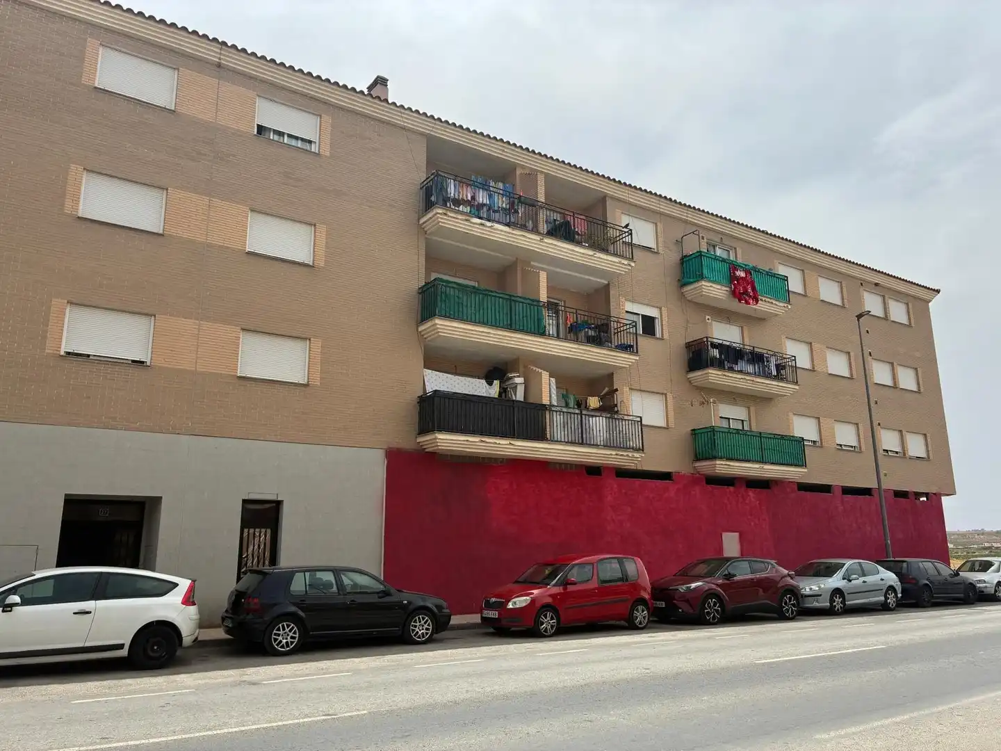 Vista exterior de Pis en venda en El Pinós / Pinoso amb Balcó
