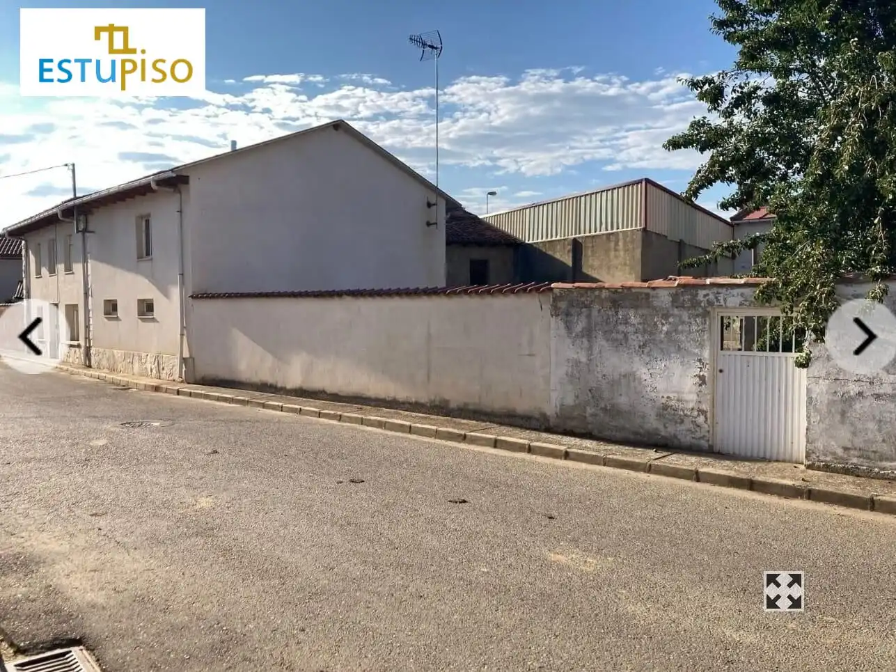 Vista exterior de Casa o chalet en venta en Valdepolo con Calefacción y Jardín privado