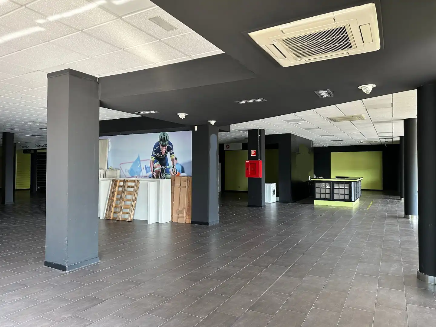 Local comercial de lloguer a Maliaño, imagen 13