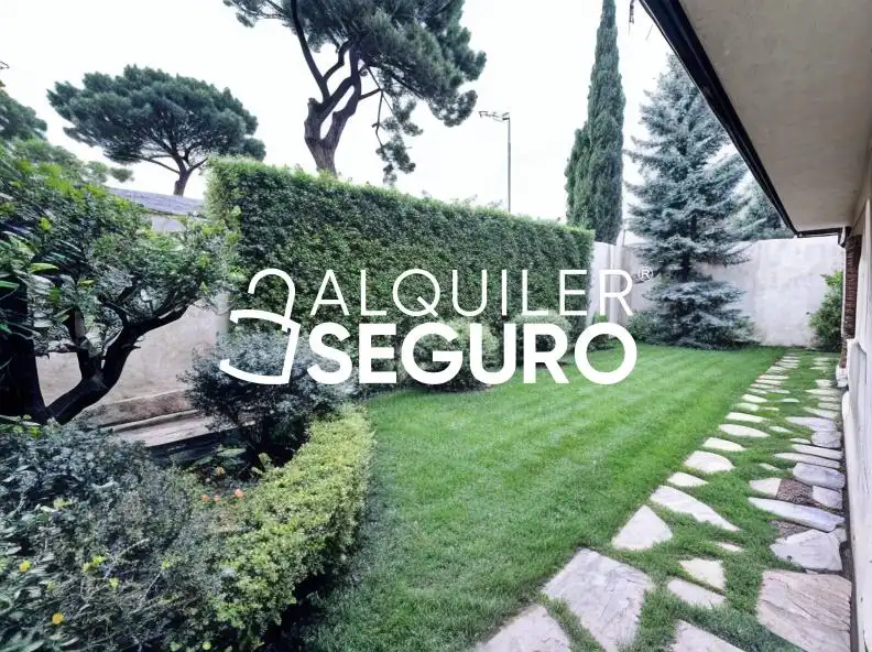 Garden of Houses for rent in Madrid  with Heating, Terrace and Storage room