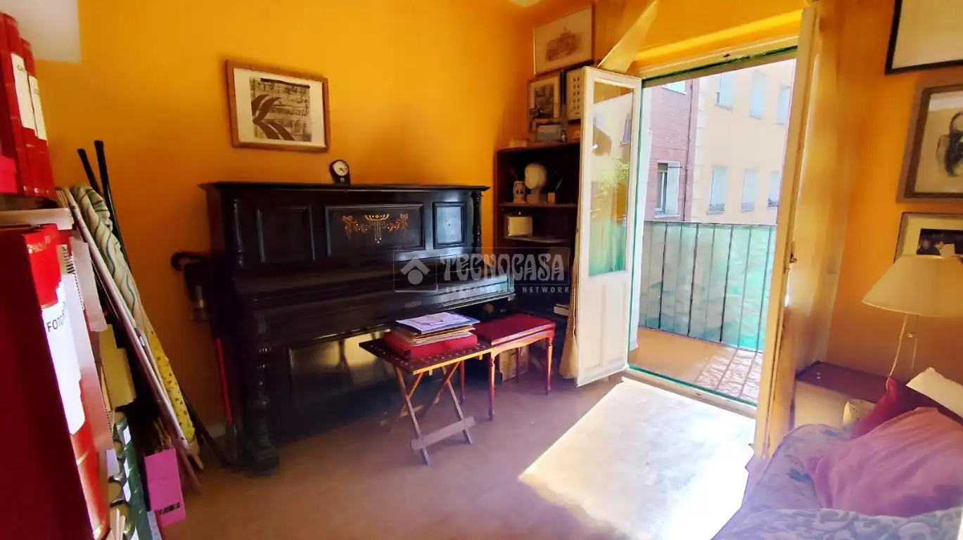 Sala d'estar de Pis en venda en Madrid