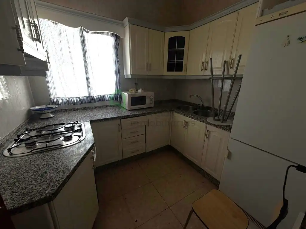Wohnung zur Miete in Calle Cordero El, Pardaleras