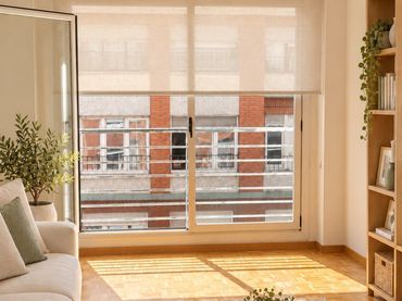 Piso con balcón en venta en Milán - Pumarín - Teatinos