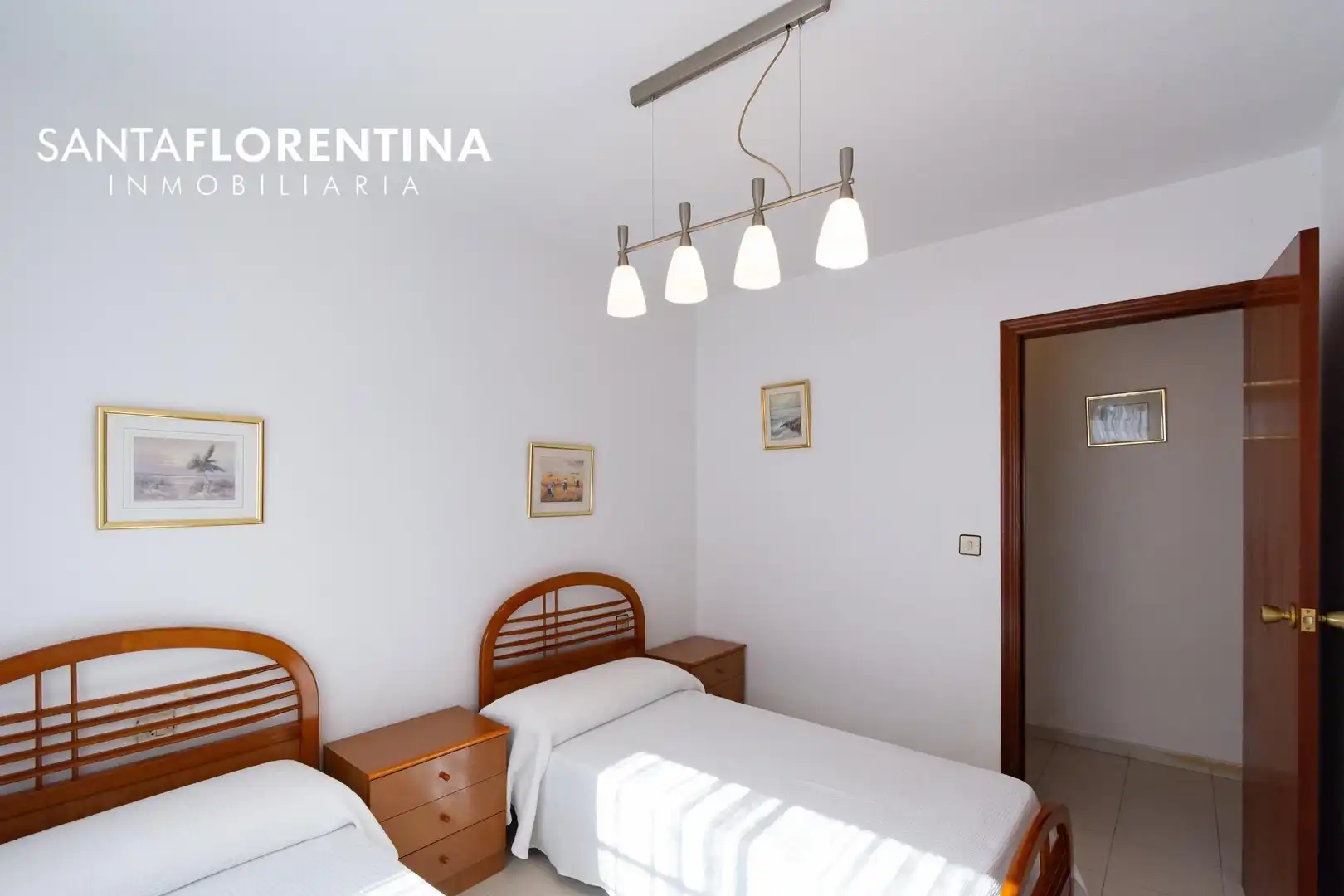 Dormitori de Casa adosada en venda en Cartagena amb Aire condicionat, Jardí privat i Terrassa