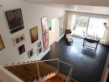 Casa amb balcó en venda a Carrer Ginestera