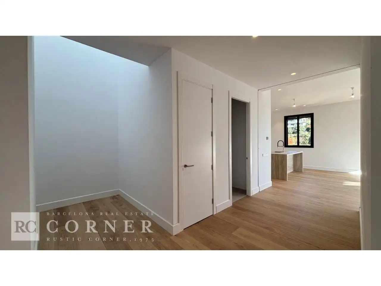 Piso en venta en Barcelona con Aire acondicionado, Parquet y Terraza