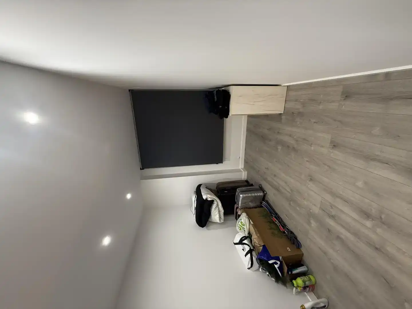 Wohnung zum Verkauf in Lorca mit Klimaanlage, Parkett und Abstellraum