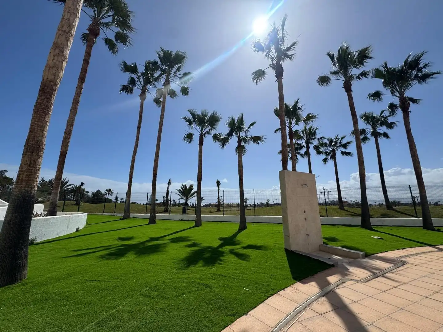 Terrasse von Wohnung zum Verkauf in Los Alcázares mit Klimaanlage, Privatgarten und Terrasse