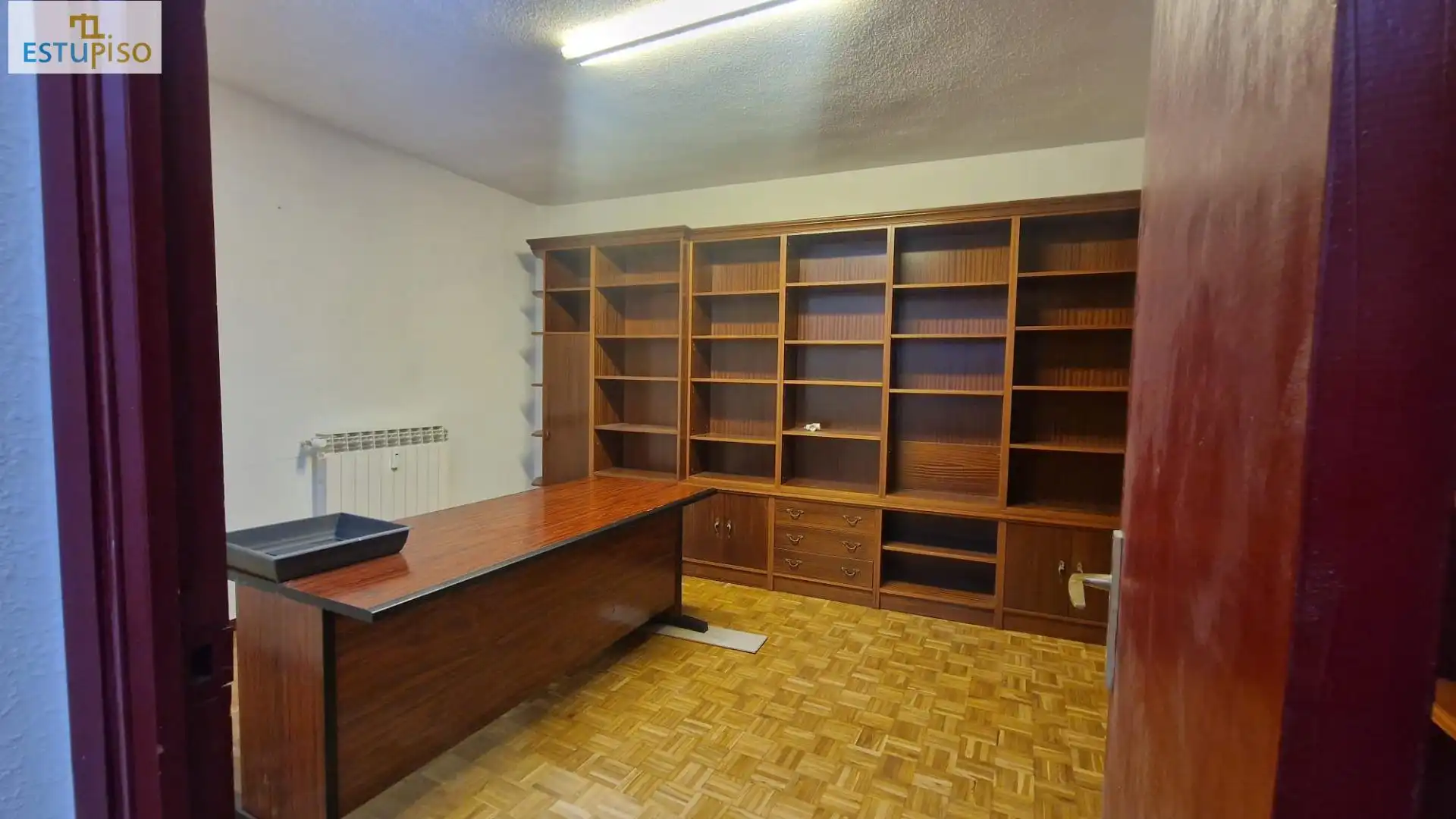 Büro zum Verkauf in Vitoria - Gasteiz mit Möbliert