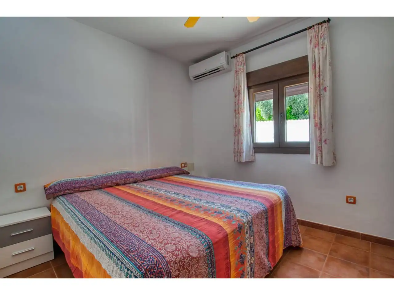 Dormitori de Casa o xalet en venda en Periana amb Terrassa i Piscina