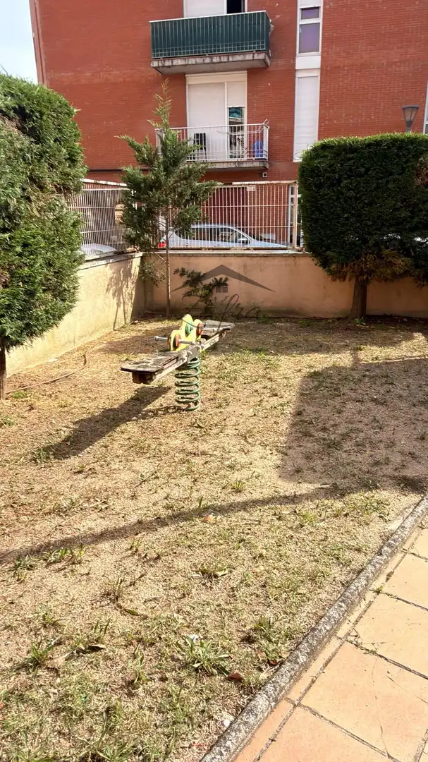 Jardí de Planta baixa en venda en Tordera amb Calefacció i Terrassa