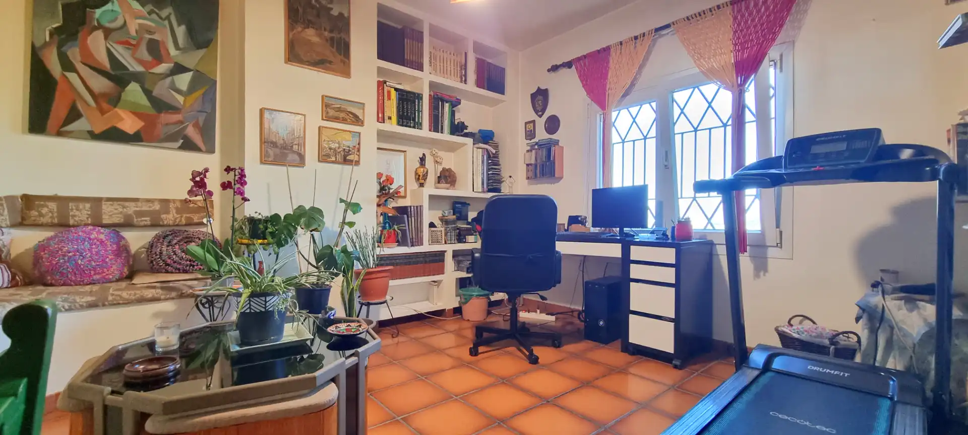 Sala d'estar de Finca rústica en venda en Casabermeja amb Aire condicionat, Calefacció i Jardí privat