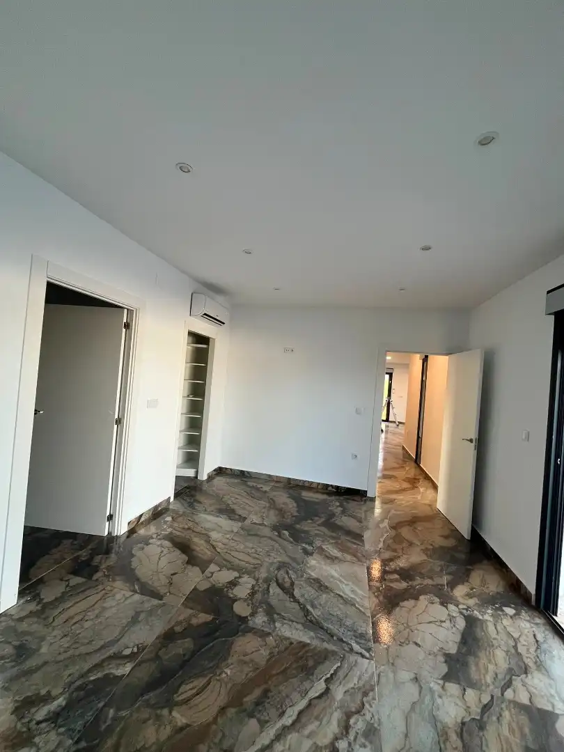 Villa mit Pool zum Verkauf in Parque de la Constitución 5a, imagen 6