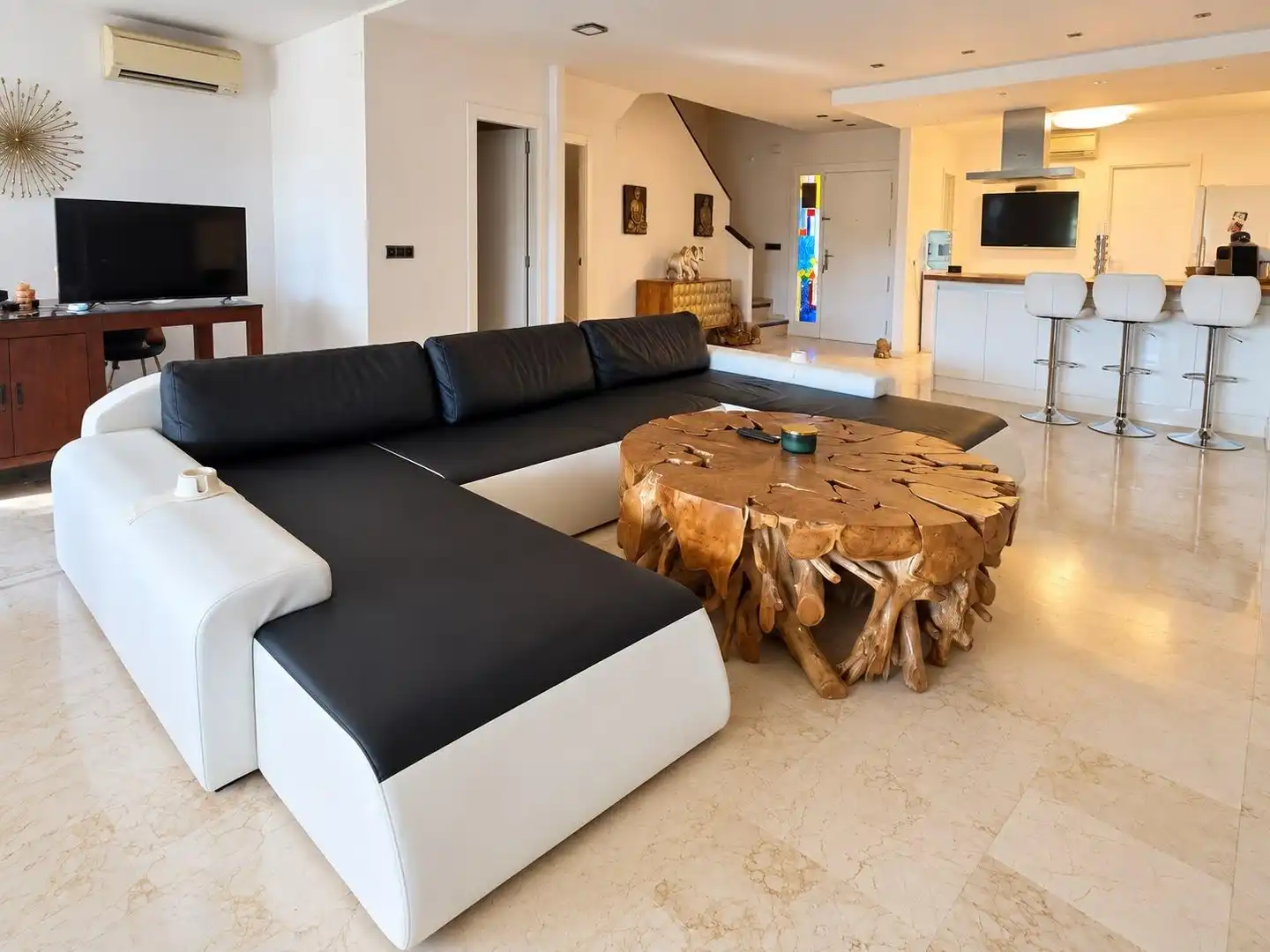 Bungalow con piscina en venta en Avenida Avenida Pintor Pérez Gil 3, imagen 3