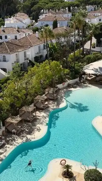 Apartamento en venta en Estepona, Málaga