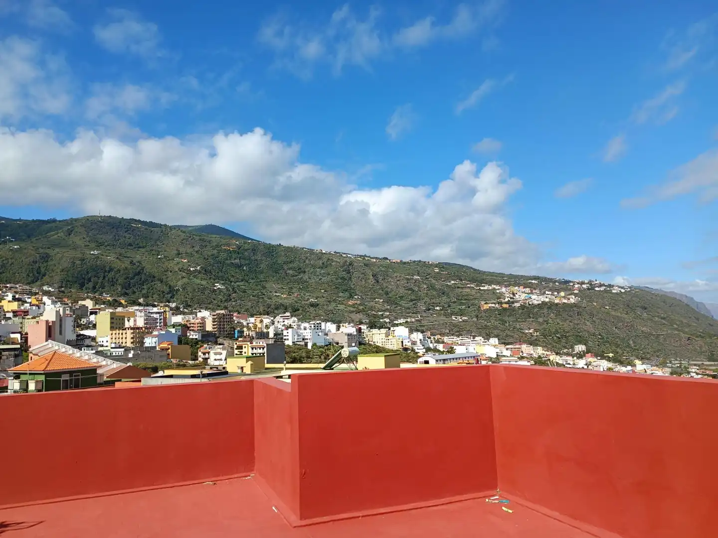 Vista exterior de Casa o xalet en venda en Icod de los Vinos amb Terrassa i Balcó