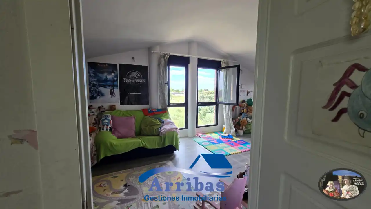 Chalet con piscina en venta en Escalona, imagen 59