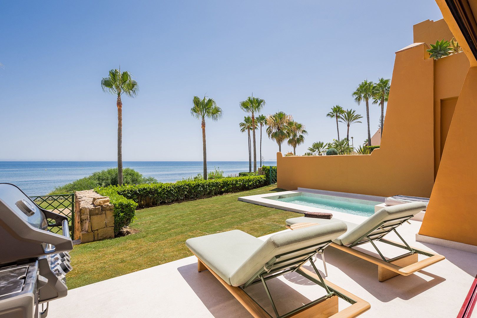 Garden of Planta baja for sale in Estepona  with Air Conditioner, Terrace and Swimming Pool