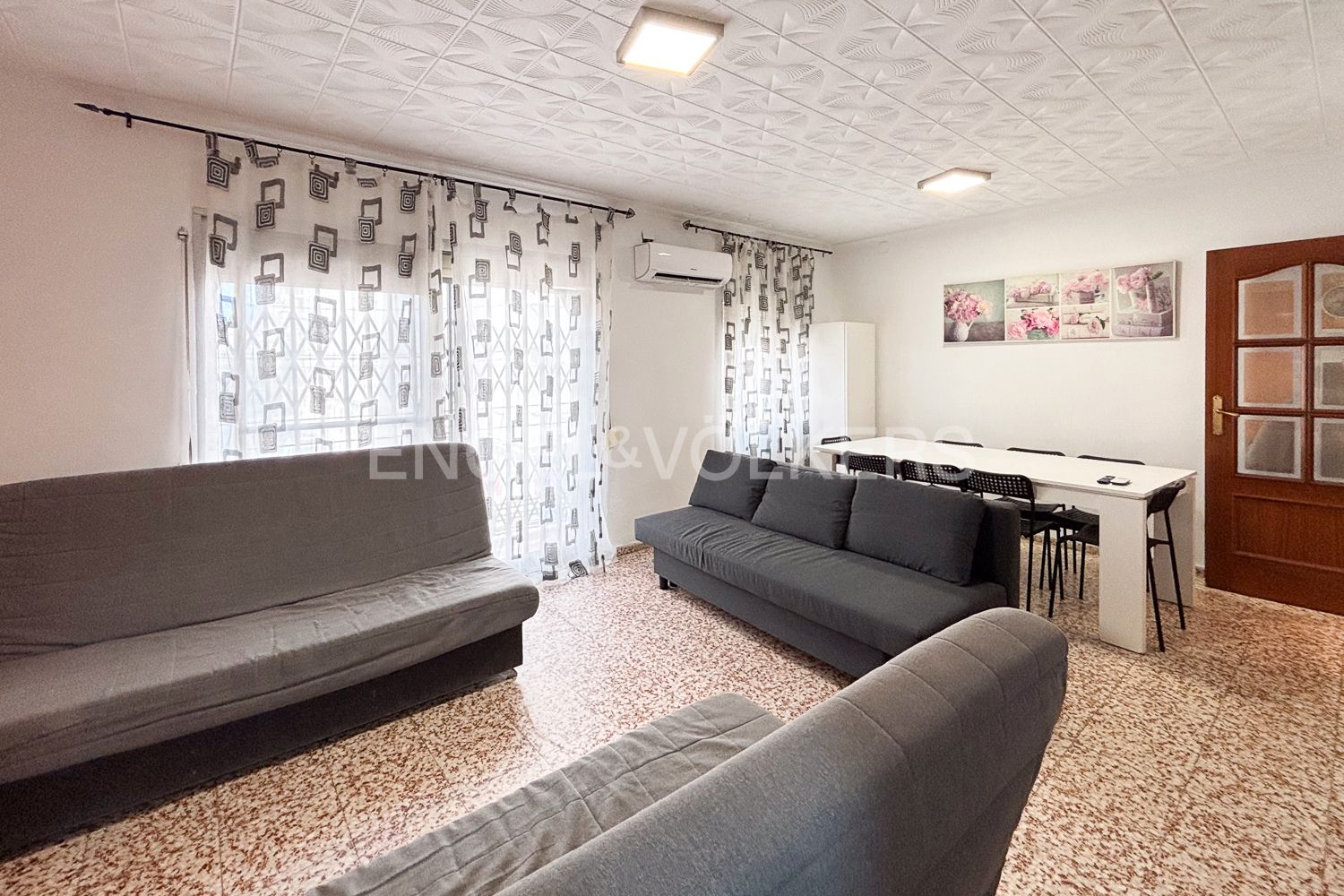 Living room of Apartment to rent in  Valencia Capital  with Air Conditioner, Heating and Furnished