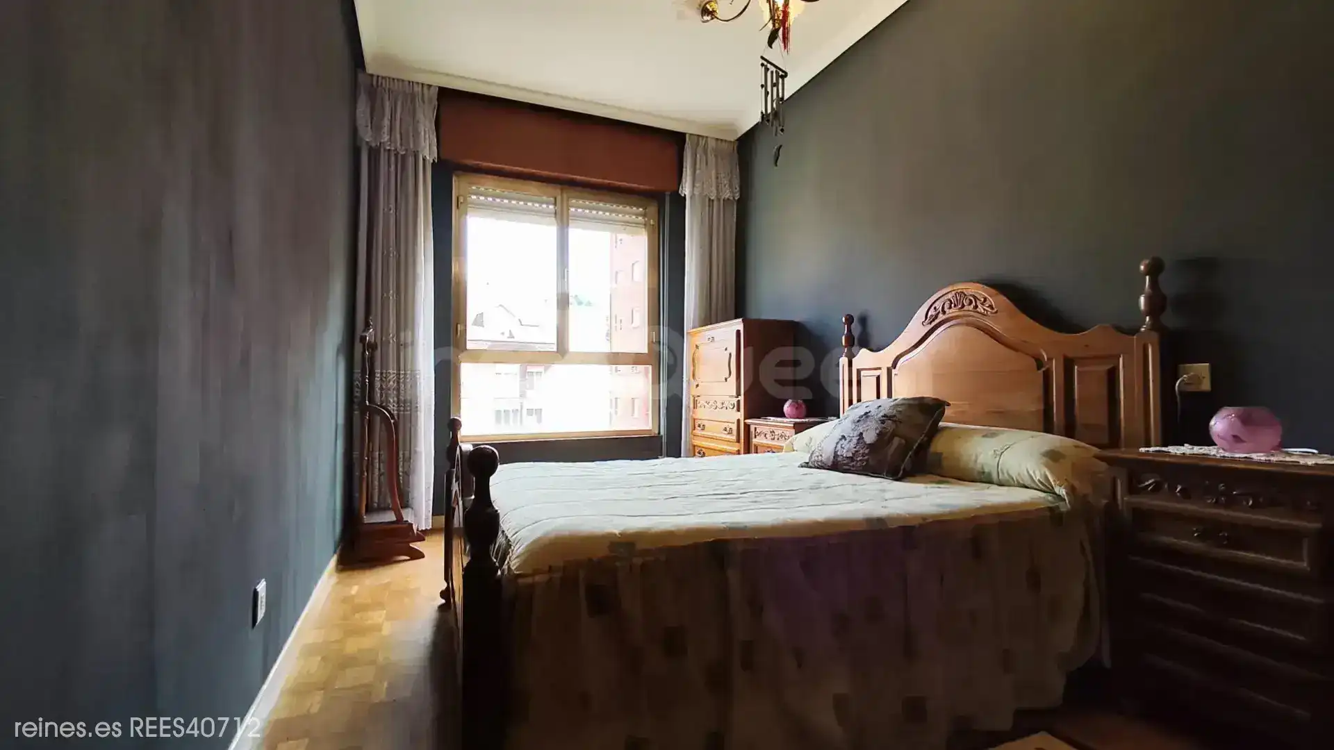 Habitación de Piso en venta en Mieres (Asturias) con Calefacción, Terraza y Amueblado