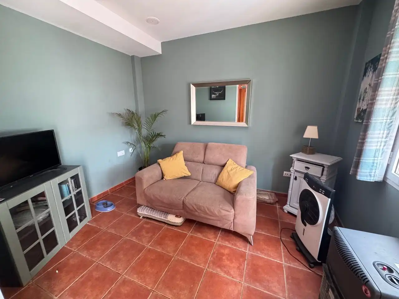Sala d'estar de Casa adosada en venda en Mojácar amb Aire condicionat i Terrassa