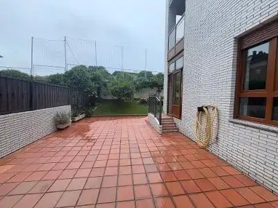 Terrasse von Wohnung zum Verkauf in Gozón mit Heizung, Privatgarten und Terrasse