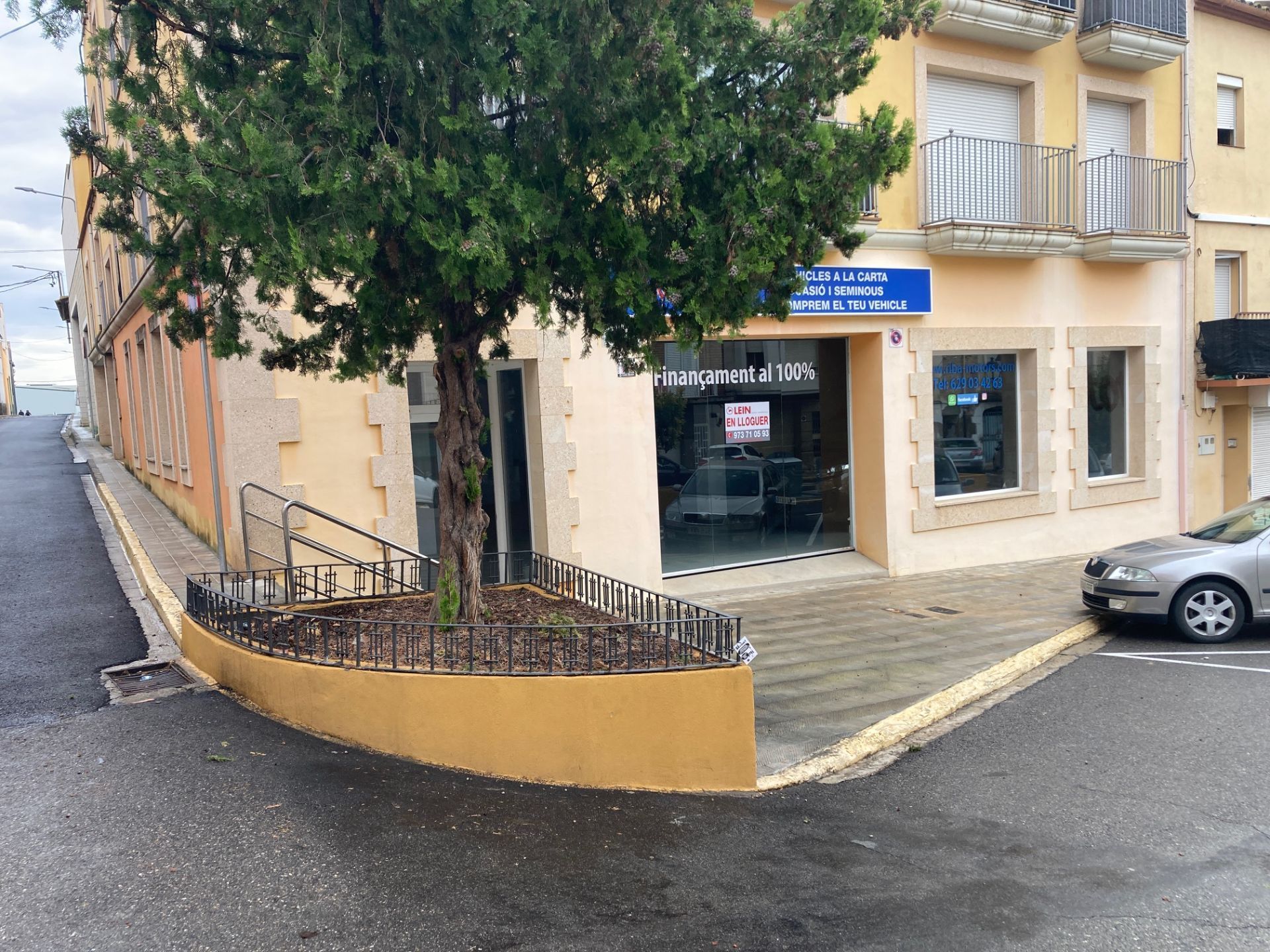 Exterior view of Premises to rent in Bell-lloc d'Urgell