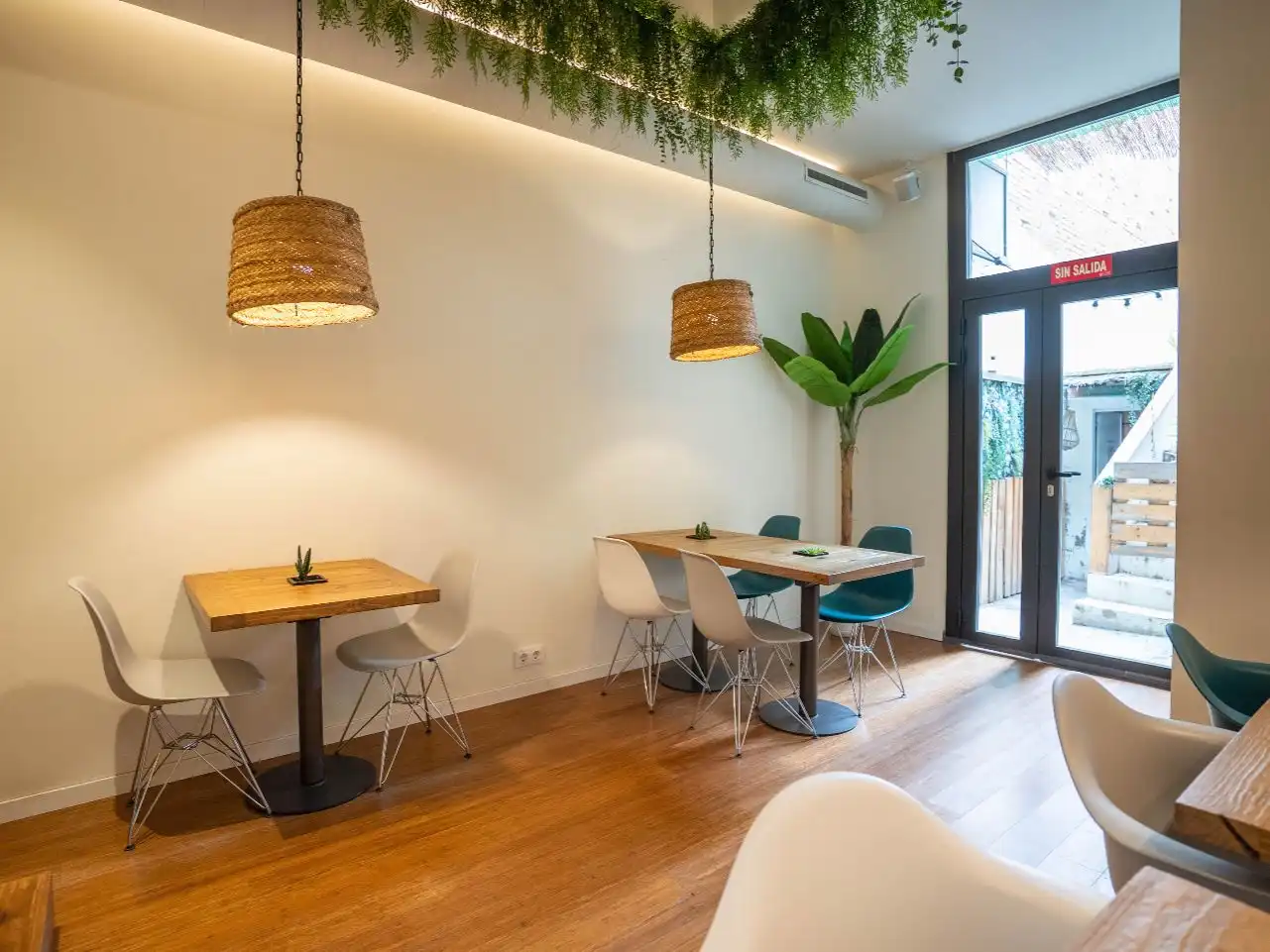 Comedor de Local en traspaso en Terrassa con Aire acondicionado, Calefacción y Parquet