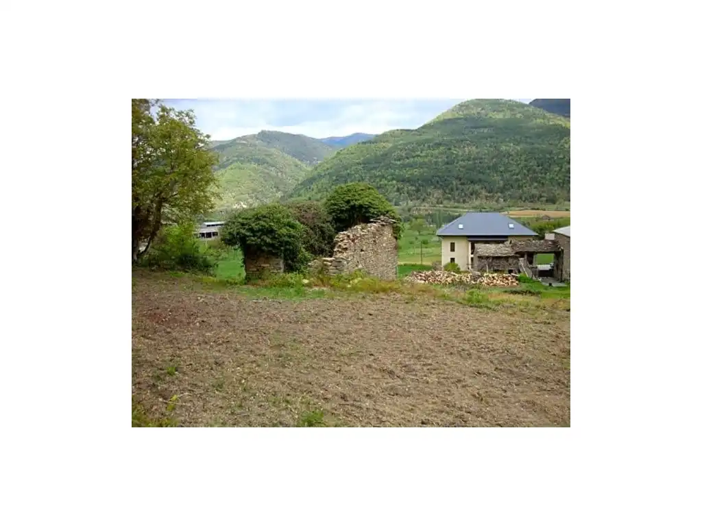 Casa o chalet en venta en C. Única Ligüerre, 2-6, Fiscal