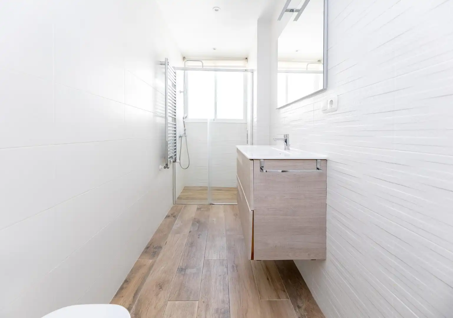 Baño de Ático en venta en Granada con Aire acondicionado, Calefacción y Terraza