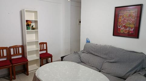 Photo 2 of Flat to rent in C. Infanta Doña María, Ciudad Jardín - Zoco, Córdoba