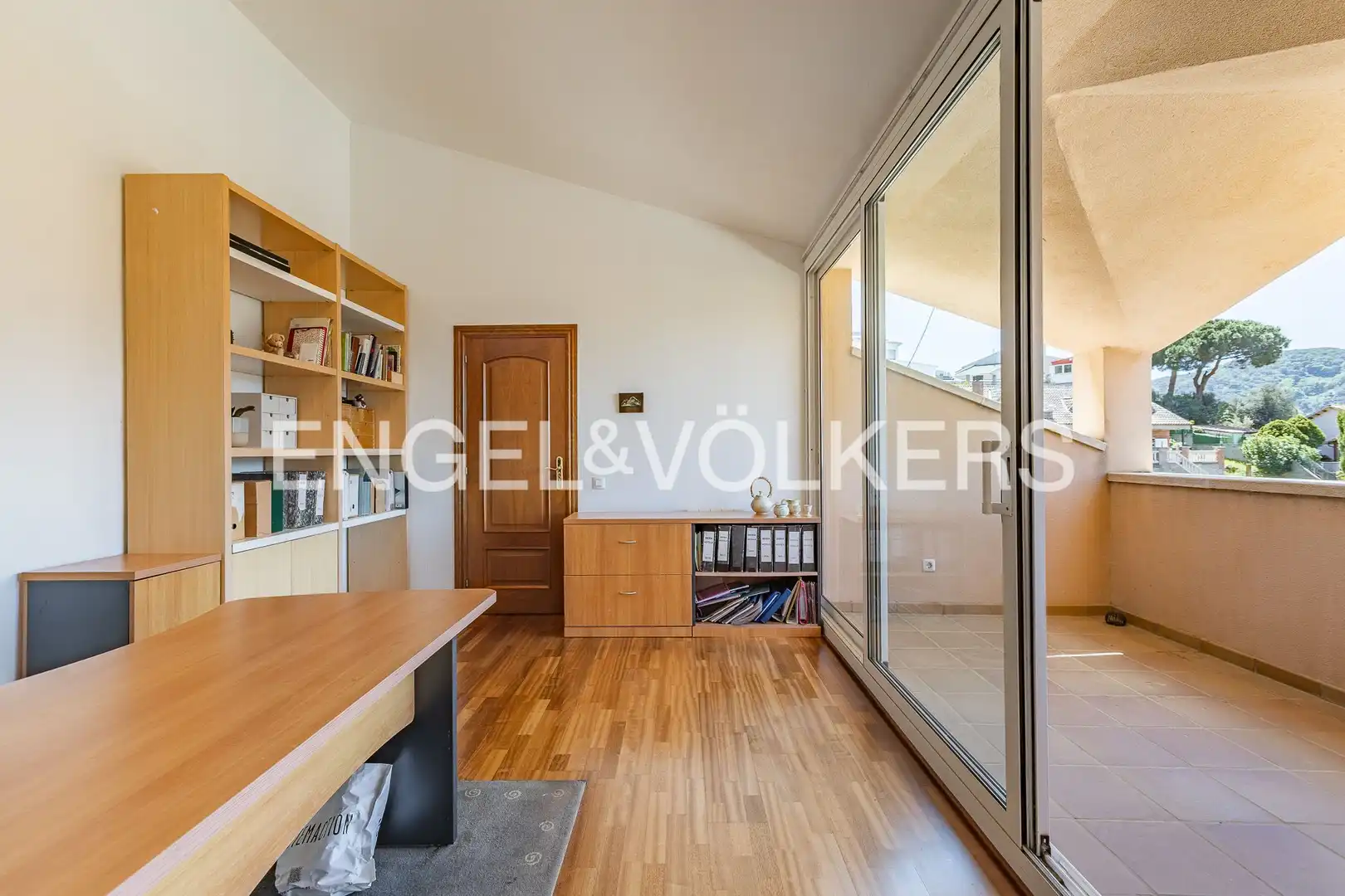 Terrassa de Casa o xalet en venda en Sant Fost de Campsentelles amb Calefacció, Jardí privat i Parquet