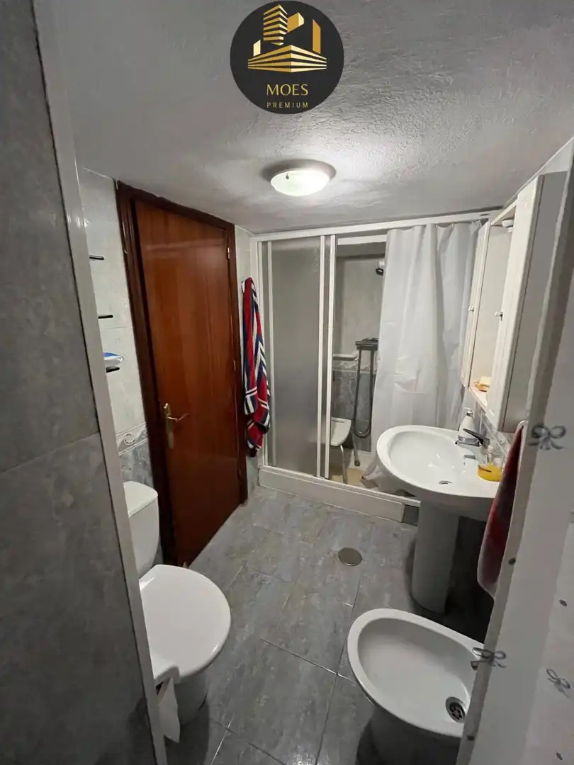 Bany de Casa o xalet en venda en Jaén amb Terrassa i Traster