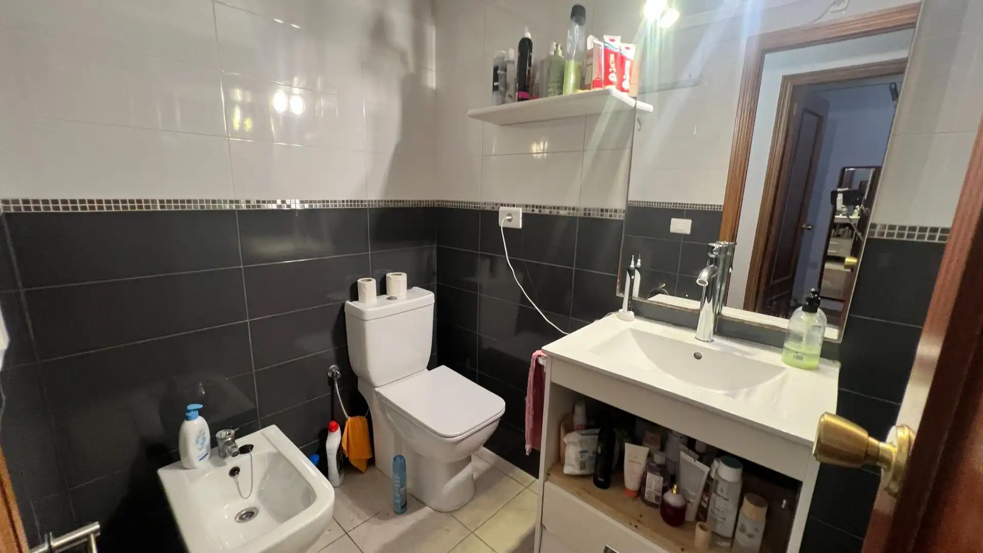 Badezimmer von Wohnung zum Verkauf in Burriana / Borriana mit Klimaanlage, Heizung und Abstellraum