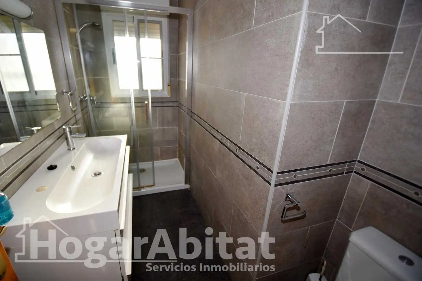 Bany de Casa o xalet en venda en Borriol amb Calefacció, Jardí privat i Terrassa