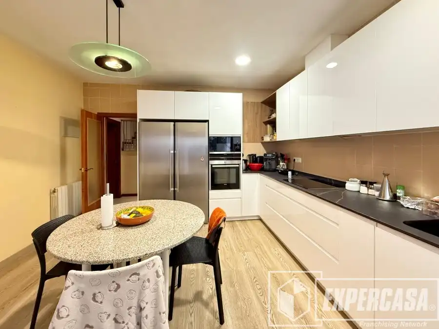 Kitchen of Houses for sale in Llíria  with Air Conditioner, Terrace and Storage room