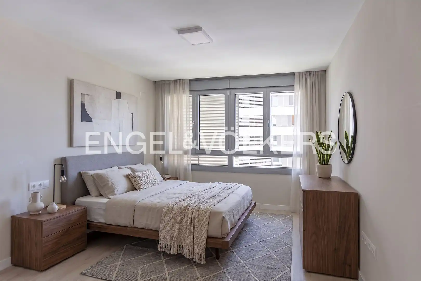 Bedroom of Flat for rent in Madrid  with Air Conditioner, Heating and Terrace