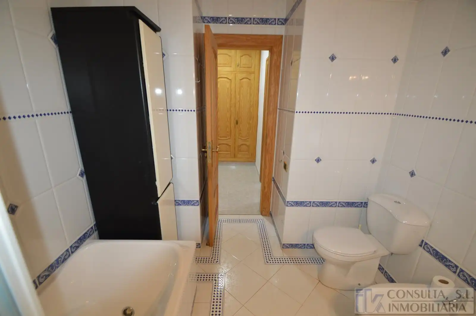 Bany de Casa o xalet en venda en Vinaròs amb Jardí privat, Terrassa i Piscina