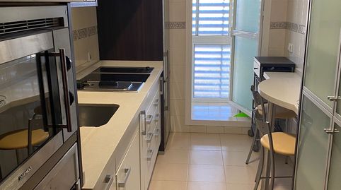 Foto 3 de Piso de alquiler en Casco Antiguo, Mairena del Aljarafe