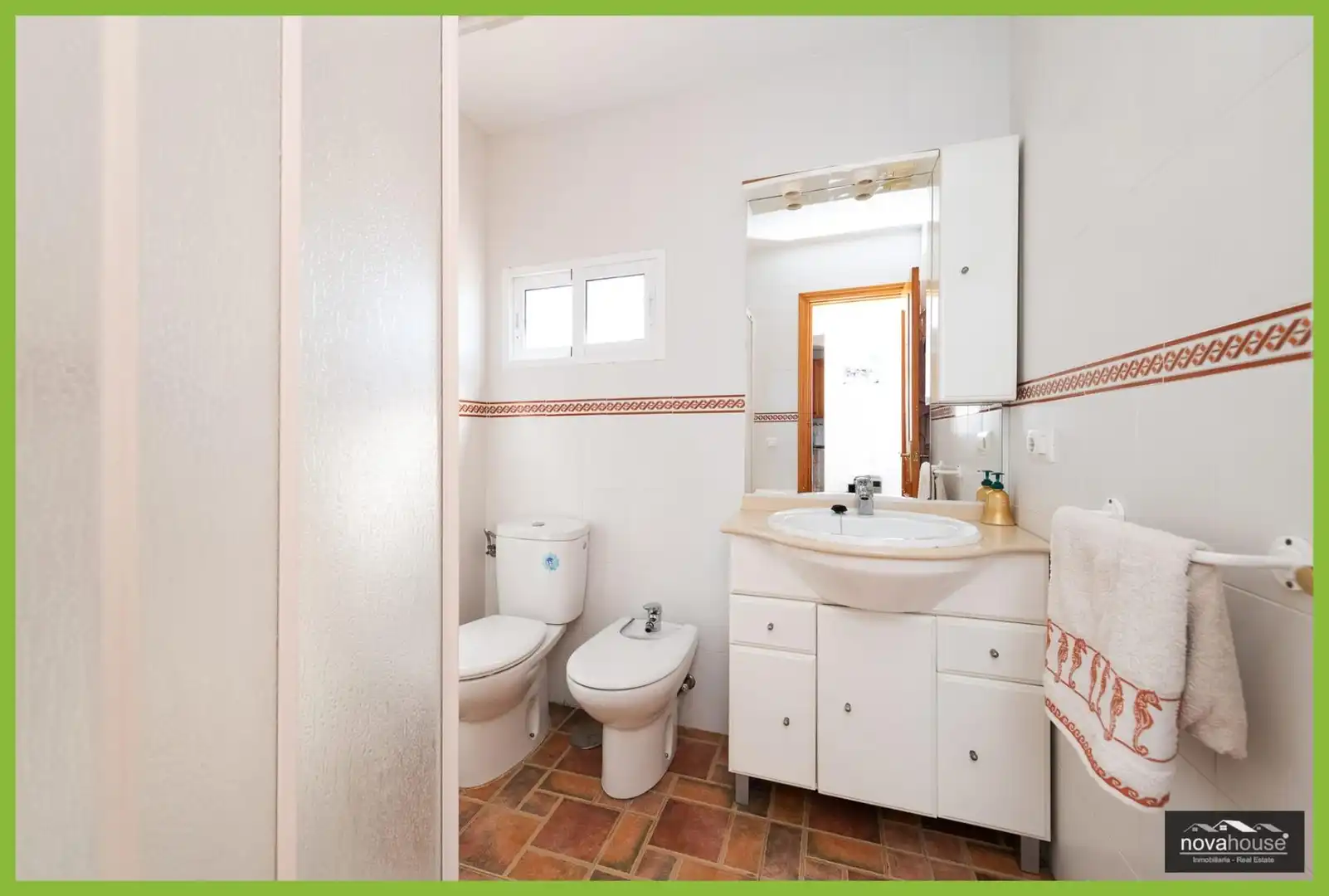 Baño de Finca rústica en venta en Nerja con Aire acondicionado, Trastero y Piscina