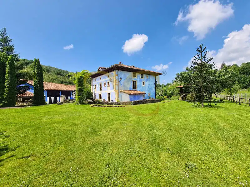 Vista exterior de Casa o chalet en venta en Cangas de Onís