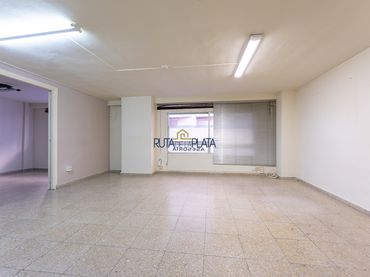 Oficina amb ascensor de lloguer a Calle de la Libertad 2D