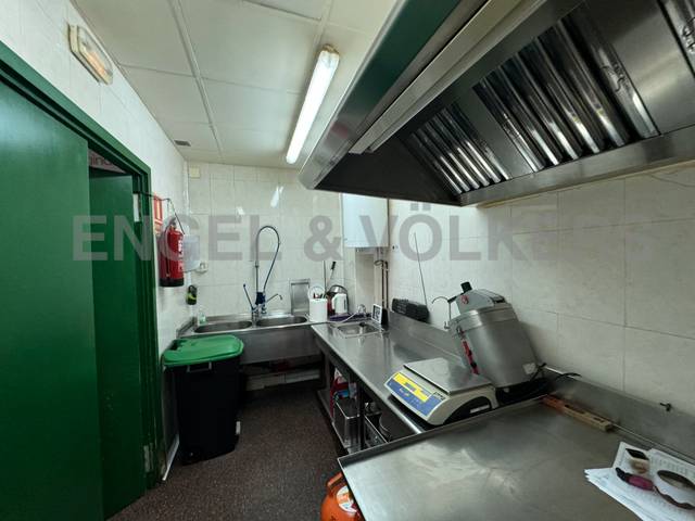 Local comercial en Alquiler en La Guineueta