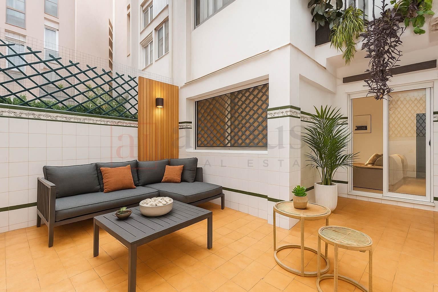 Terrassa de Pis en venda en  Barcelona Capital amb Calefacció i Terrassa