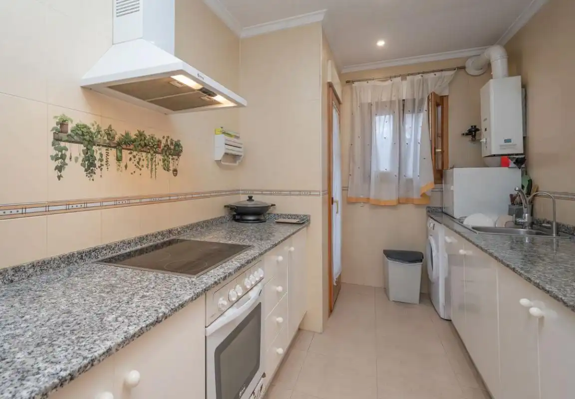 Cocina de Planta baja en venta en Dénia con Aire acondicionado, Calefacción y Terraza