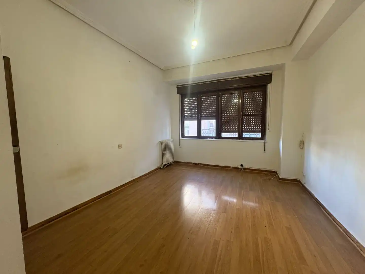Schlafzimmer von Wohnung zum Verkauf in Oviedo  mit Heizung