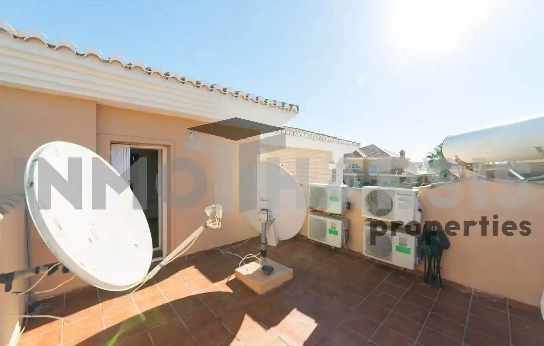 Villa mit Terrasse zum Verkauf in AVIACION (U) 1, imagen 69