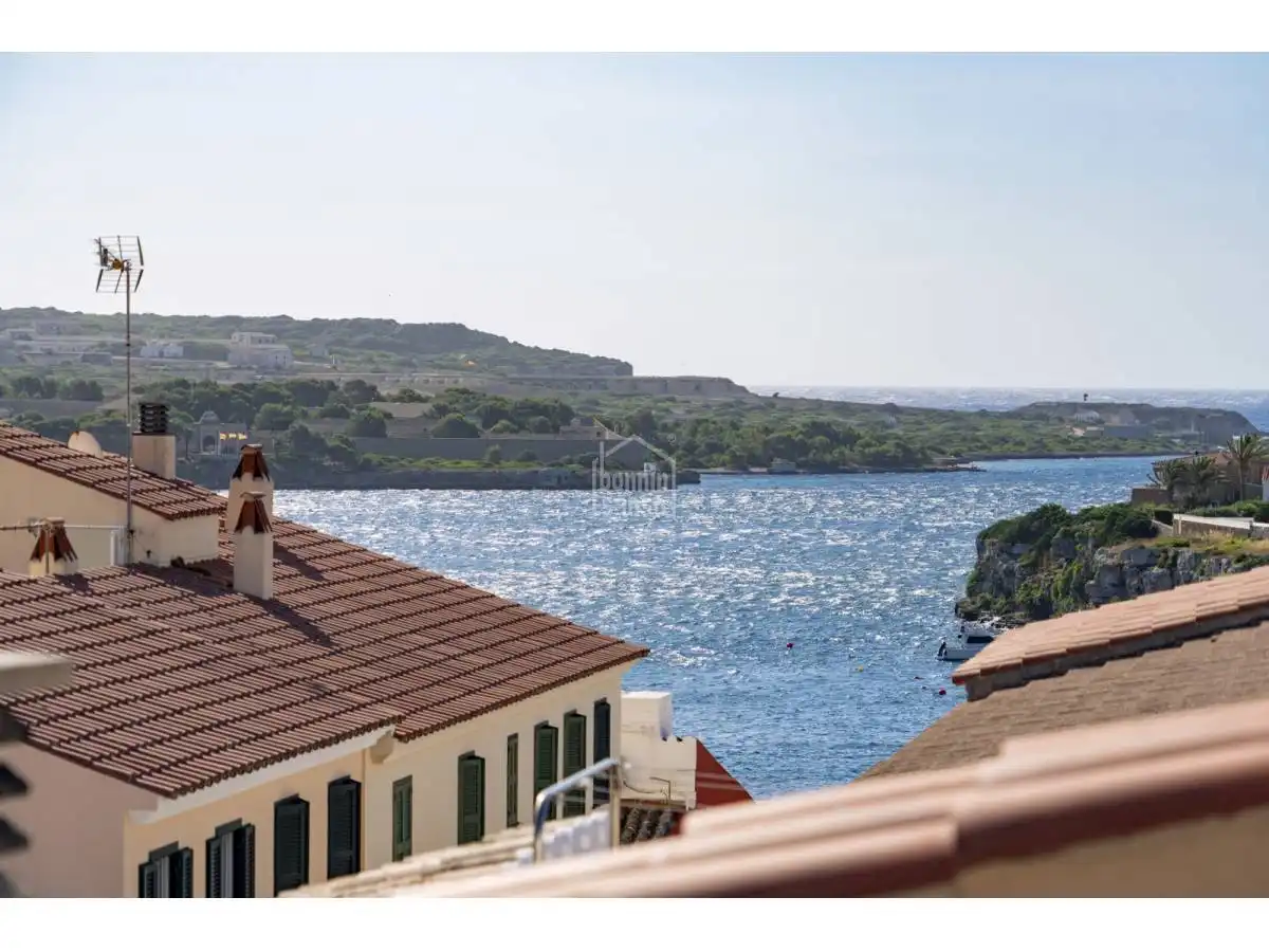 Apartamento en venta en Es Castell con Terraza