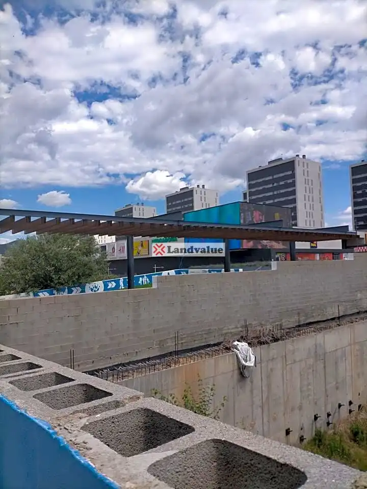 Vista exterior de Residencial en venda en Viladecans