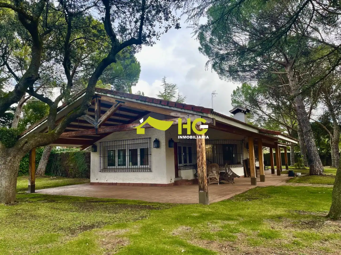 Jardí de Casa o xalet en venda en Galapagar amb Calefacció i Piscina